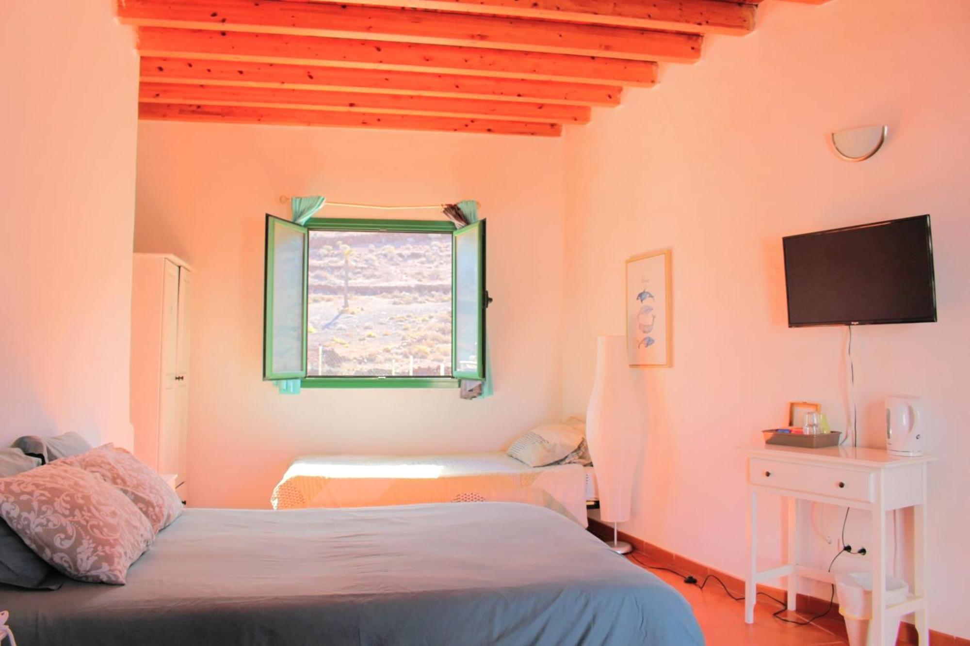 Alma Libre Lanzarote Bed & Breakfast Guatiza Luaran gambar